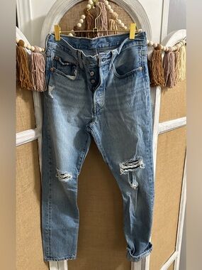 Levi's Light Blue Distressed Ankle Crop Jeans